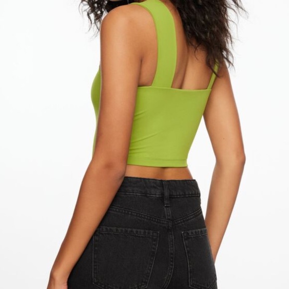 DYNAMITE GREEN LOTA SCULPT TANK TOP - Picture 2 of 4